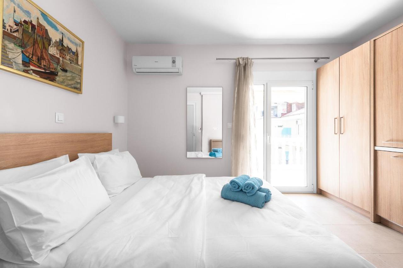 Апартаменты Blue Flag, Nilie Hospitality Mgmt Олимпиаки-Акти Экстерьер фото